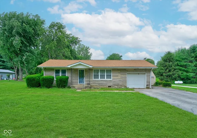 Photo 1 of Sale Pending at 4150 W 600 South, Shelbyville, IN 46176 | MLS# 22098841 | Listing updated on 2026-09-16