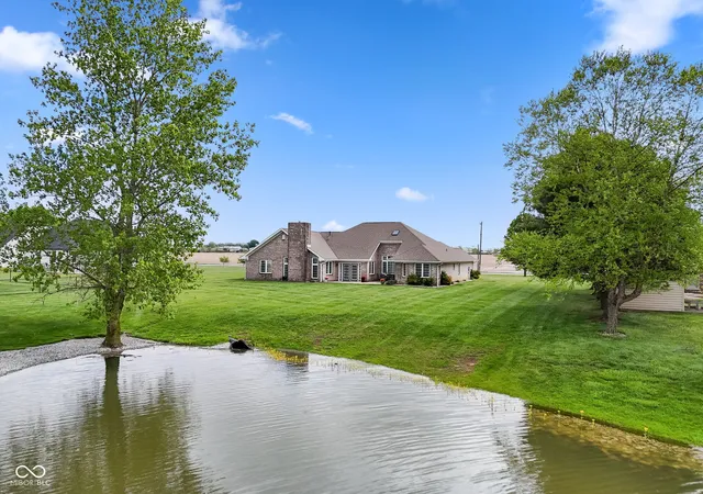 Photo 3 of Single family home for sale at 4814 S 550 West, New Palestine, IN 46163 | MLS# 22098995 | Listing updated on 2026-09-17