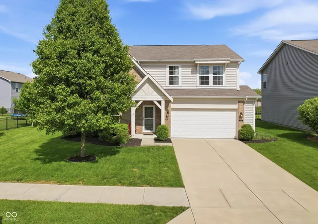 Photo 2 of Sale Pending at 8701 N Dresden Dr, Mc Cordsville, IN 46055 | MLS# 22099747 | Listing updated on 2026-09-08