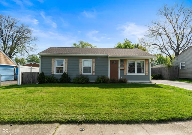 Photo 1 of Sale Pending at 2901 N Routiers Ave, Indianapolis, IN 46219 | MLS# 22100455 | Listing updated on 2026-09-08