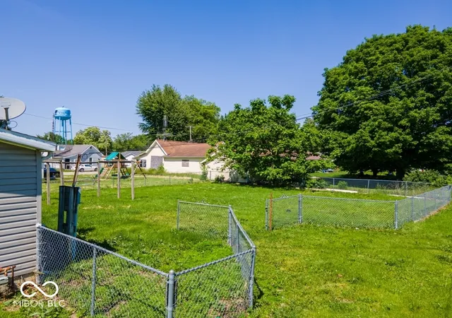 Photo 3 of Manufactured home for sale at 503 S 1st Street, Van Buren, IN 46991 | MLS# 22103600 | Listing updated on 2026-09-21