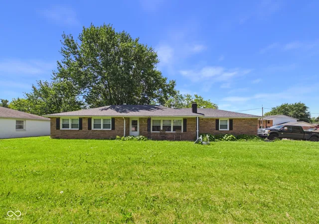 Photo 1 of Single family home for sale at 3403 Debra Dr, Anderson, IN 46012 | MLS# 22104896 | Listing updated on 2026-09-08