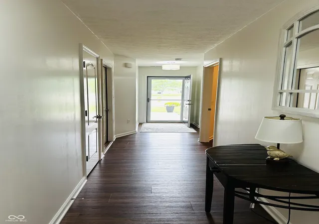 Photo 3 of Sale Pending at 1721 Senior Ct, Shelbyville, IN 46176 | MLS# 22105263 | Listing updated on 2026-09-27