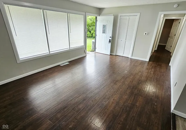 Photo 3 of Sale Pending at 3122 Normandy Rd, Indianapolis, IN 46222 | MLS# 22105268 | Listing updated on 2026-09-30