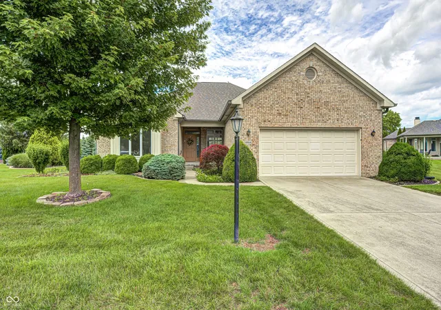 Photo 1 of Single family home for sale at 10914 Lightship Ct, Fishers, IN 46038 | MLS# 22108790 | Listing updated on 2026-09-16