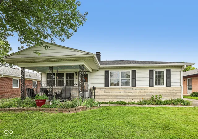 Photo 1 of Sale Pending at 186 N 8th Avenue, Beech Grove, IN 46107 | MLS# 22110547 | Listing updated on 2026-09-28