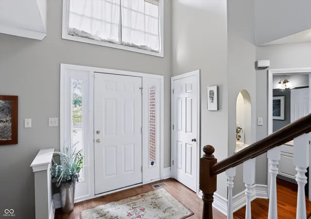 Photo 3 of Single family home for sale at 8611 Modesto Ct, Indianapolis, IN 46278 | MLS# 22110637 | Listing updated on 2026-09-08