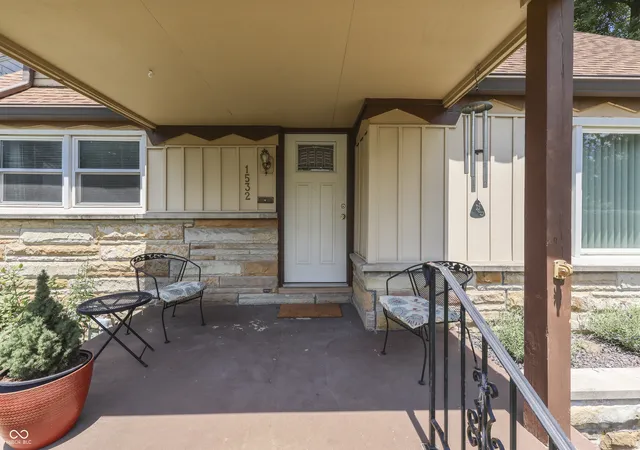 Photo 4 of Single family home for sale at 1532 E Markwood Ave, Indianapolis, IN 46227 | MLS# 22110753 | Listing updated on 2026-09-29