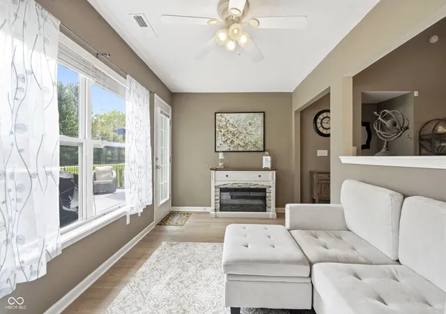 Photo 4 of Sale Pending at 16842 Loch Cir, Noblesville, IN 46060 | MLS# 22111501 | Listing updated on 2026-09-29