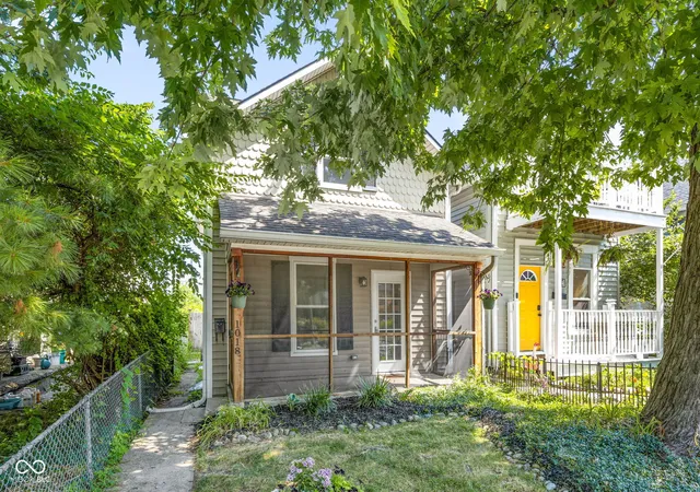 Photo 2 of Sale Pending at 1018 E Ohio St, Indianapolis, IN 46202 | MLS# 22112317 | Listing updated on 2026-09-18