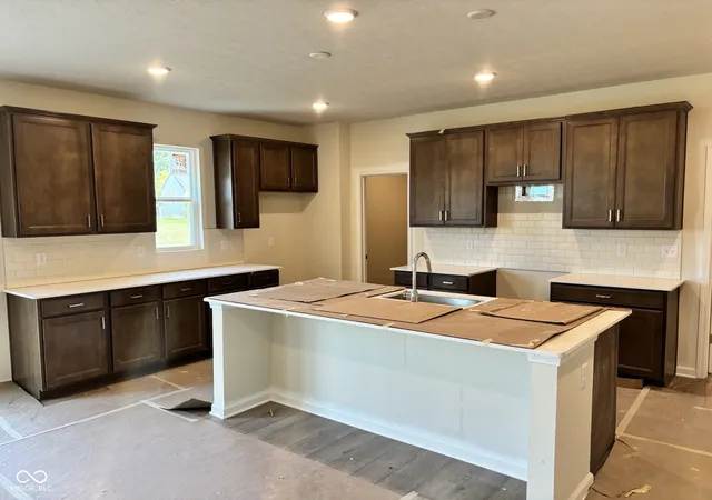Photo 2 of Single family home for sale at 7248 Barrett Dr, Brownsburg, IN 46112 | MLS# 22112880 | Listing updated on 2026-09-17