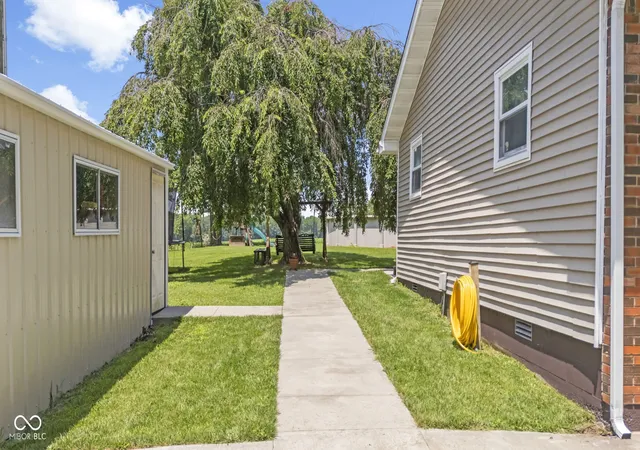 Photo 2 of Single family home for sale at 3650 W Little York Rd, Scottsburg, IN 47170 | MLS# 22113208 | Listing updated on 2026-09-22