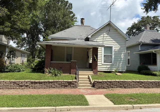 Photo 3 of Sale Pending at 1442 Wayne St, Noblesville, IN 46060 | MLS# 22113407 | Listing updated on 2026-09-16