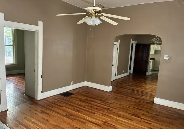 Photo 3 of Sale Pending at 1442 Wayne St, Noblesville, IN 46060 | MLS# 22113407 | Listing updated on 2026-09-16