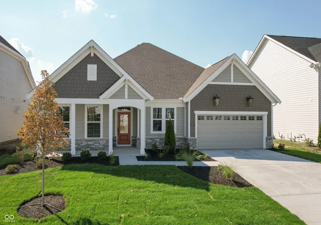 Photo 3 of Single family home for sale at 1070 Christopher Ct, Greenwood, IN 46143 | MLS# 22113643 | Listing updated on 2026-09-22