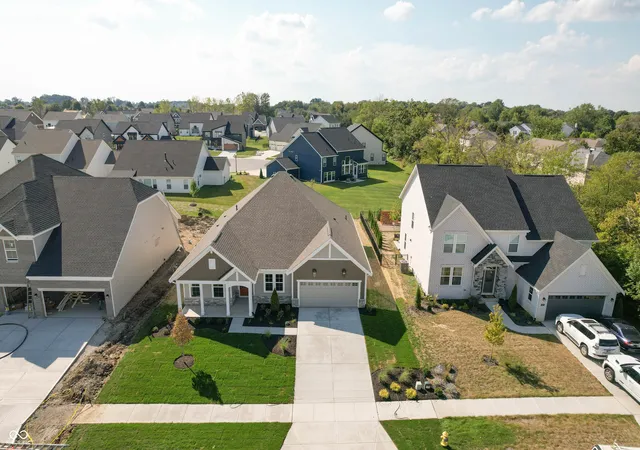 Photo 3 of Single family home for sale at 1070 Christopher Ct, Greenwood, IN 46143 | MLS# 22113643 | Listing updated on 2026-09-22