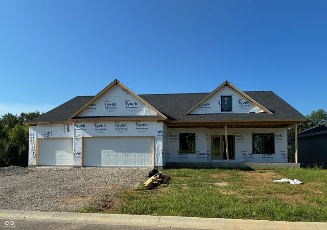 Photo 1 of Sale Pending at 3705 Maple Ridge Trl, Columbus, IN 47201 | MLS# 22113789 | Listing updated on 2026-09-17