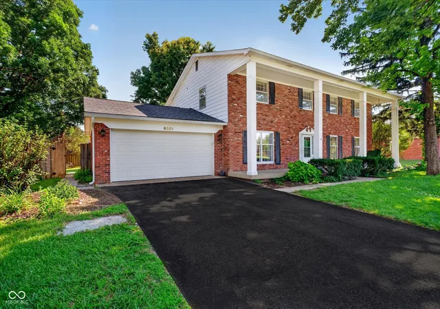 Photo 2 of Sale Pending at 6501 Welham Rd, Indianapolis, IN 46220 | MLS# 22113923 | Listing updated on 2026-09-16