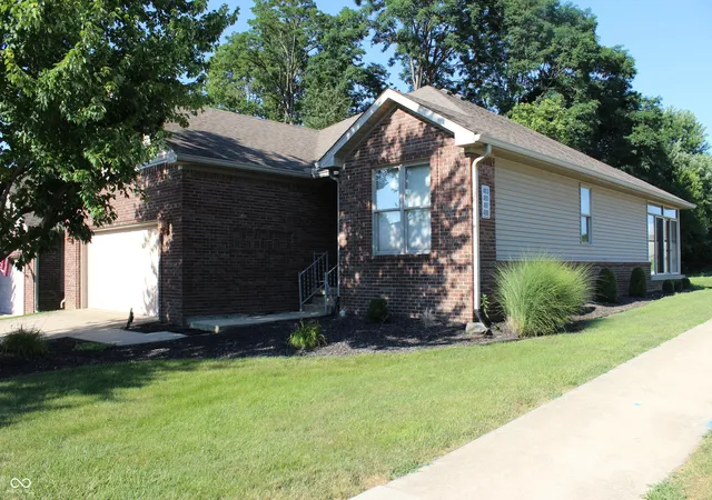 Photo 1 of Condo for sale at 499 Ridgeland Rd, Greencastle, IN 46135 | MLS# 22113953 | Listing updated on 2026-09-17