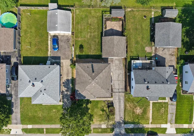 Photo 2 of Sale Pending at 229 N 16th Avenue, Beech Grove, IN 46107 | MLS# 22114031 | Listing updated on 2026-09-09