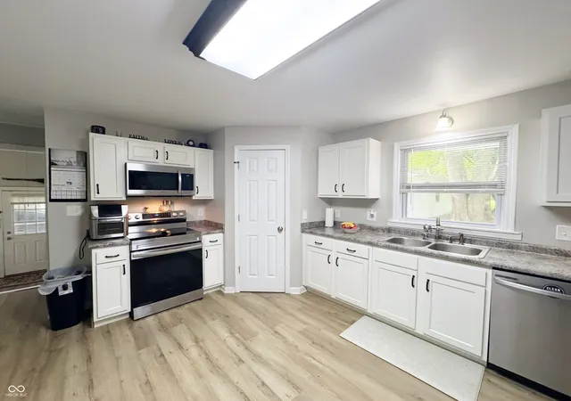 Photo 4 of Single family home for sale at 1685 N Old State Rd 55, Crawfordsville, IN 47933 | MLS# 22114362 | Listing updated on 2026-09-08