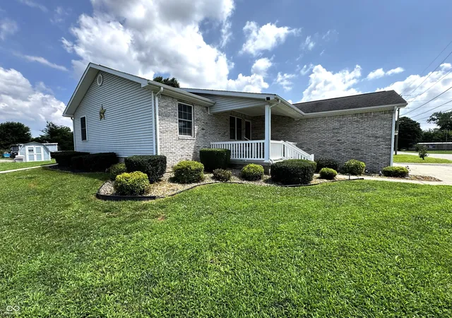 Photo 2 of Single family home for sale at 117 S Jackson St, Medora, IN 47260 | MLS# 22114397 | Listing updated on 2026-09-18
