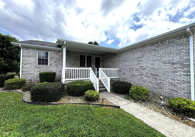 Photo 3 of Single family home for sale at 117 S Jackson St, Medora, IN 47260 | MLS# 22114397 | Listing updated on 2026-09-18