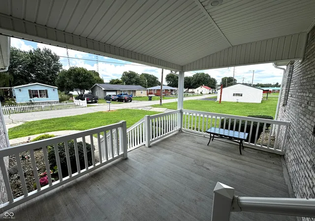 Photo 4 of Single family home for sale at 117 S Jackson St, Medora, IN 47260 | MLS# 22114397 | Listing updated on 2026-09-18