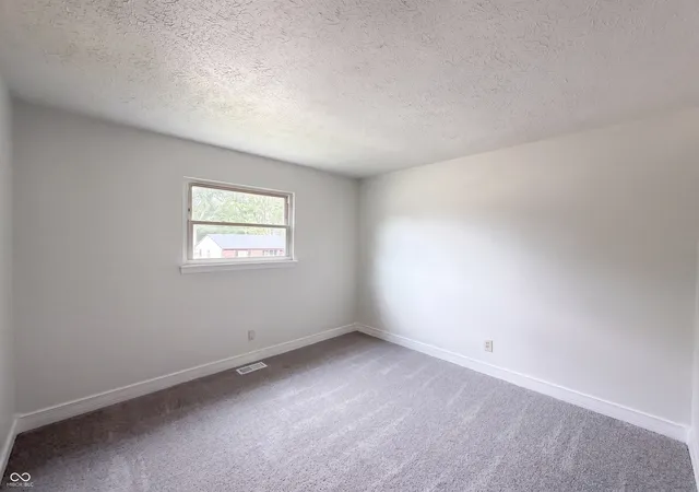 Photo 3 of Single family home for sale at 7533 Ardwell Dr, Indianapolis, IN 46237 | MLS# 22114605 | Listing updated on 2026-10-02