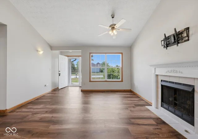 Photo 3 of Single family home for sale at 1440 Wilmington Blvd, Shelbyville, IN 46176 | MLS# 22115019 | Listing updated on 2026-09-17