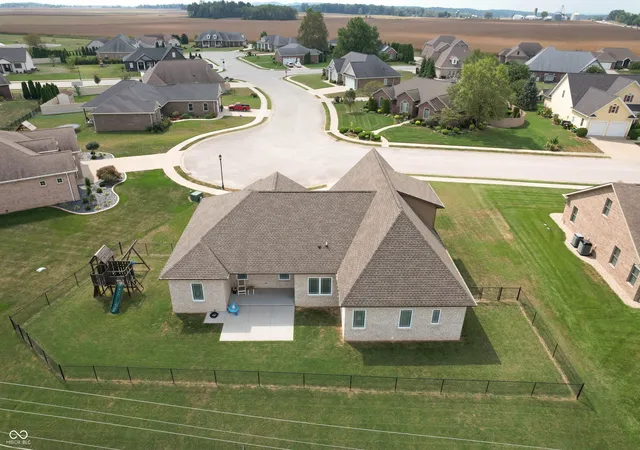 Photo 4 of Single family home for sale at 3522 Castlerock Ct, Seymour, IN 47274 | MLS# 22115276 | Listing updated on 2026-09-18