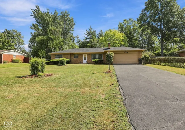 Photo 2 of Single family home for sale at 6125 Dorsett Pl, Indianapolis, IN 46220 | MLS# 22115749 | Listing updated on 2026-09-16