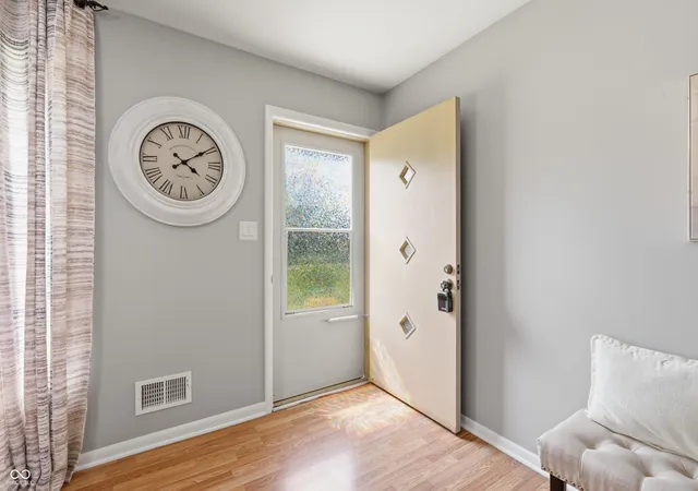 Photo 3 of Single family home for sale at 6125 Dorsett Pl, Indianapolis, IN 46220 | MLS# 22115749 | Listing updated on 2026-09-16