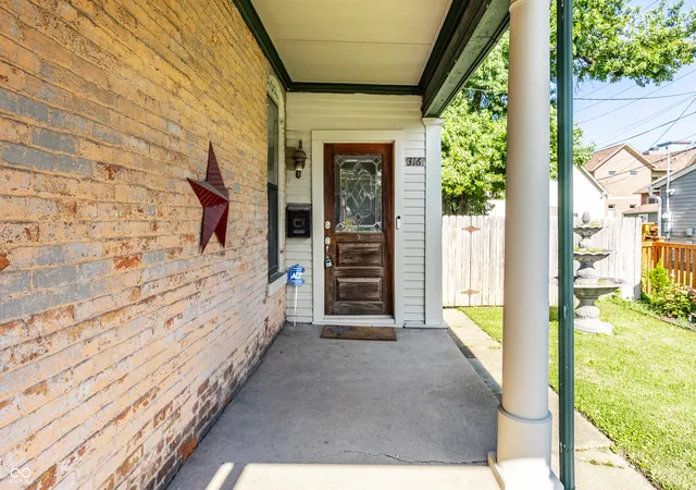 Photo 3 of Sale Pending at 316 S College Ave, Indianapolis, IN 46202 | MLS# 22116049 | Listing updated on 2026-10-05