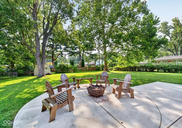 Photo 3 of Single family home for sale at 7973 Dartmouth Rd, Indianapolis, IN 46260 | MLS# 22116478 | Listing updated on 2026-09-16