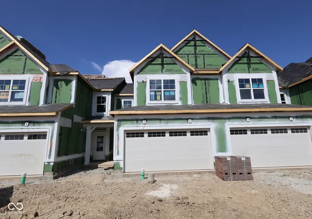 Photo 2 of Townhouse for sale at 11206 Hobbsbrook Dr, Noblesville, IN 46060 | MLS# 22116699 | Listing updated on 2026-09-17