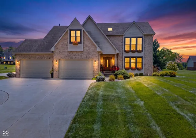 Photo 1 of Sale Pending at 6302 Woodchuck Dr, Pendleton, IN 46064 | MLS# 22117209 | Listing updated on 2026-09-11