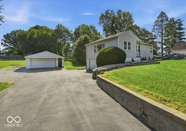 Photo 1 of Single family home for sale at 6021 Shelby St, Indianapolis, IN 46227 | MLS# 22118345 | Listing updated on 2026-09-10