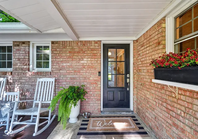 Photo 3 of Single family home for sale at 7420 Jewel Ln, Indianapolis, IN 46250 | MLS# 22118603 | Listing updated on 2026-09-30