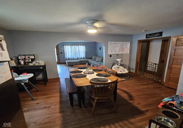Photo 4 of Sale Pending at 154 N Elm St, Hagerstown, IN 47346 | MLS# 22118604 | Listing updated on 2026-10-05