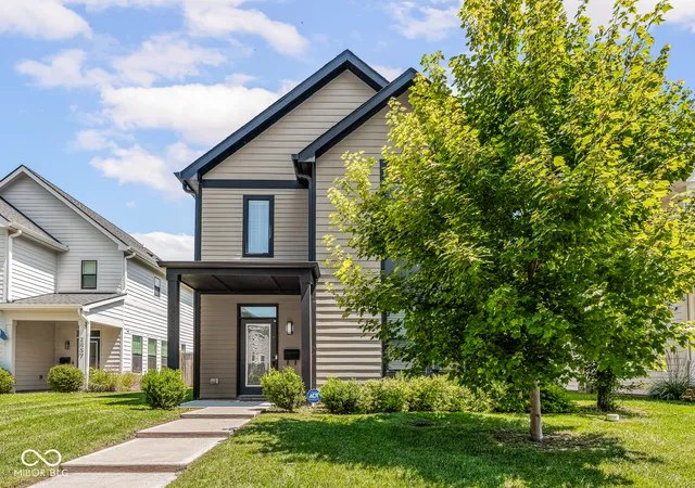 Photo 2 of Single family home for sale at 2853 N Washington, Indianapolis, IN 46205 | MLS# 22118824 | Listing updated on 2026-09-16