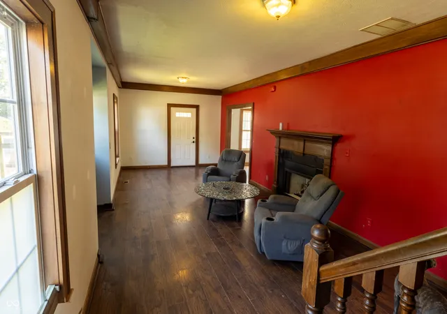 Photo 3 of Sale Pending at 282 N Belleview Pl, Indianapolis, IN 46222 | MLS# 22119708 | Listing updated on 2026-09-22