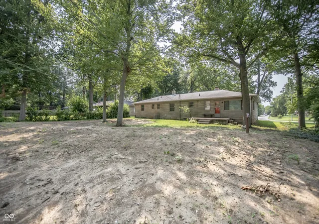 Photo 3 of Sale Pending at 5502 Radnor Rd, Indianapolis, IN 46226 | MLS# 22119800 | Listing updated on 2026-09-16