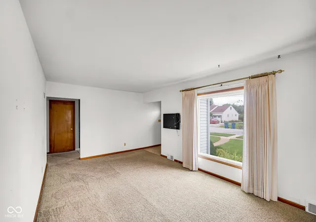 Photo 4 of Single family home for sale at 8736 Cottage Grv Ave, Highland, IN 46322 | MLS# 22120575 | Listing updated on 2026-09-17