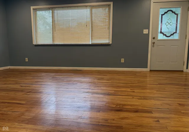 Photo 3 of Single family home for sale at 3921 S Olney St, Indianapolis, IN 46237 | MLS# 22120788 | Listing updated on 2026-09-30