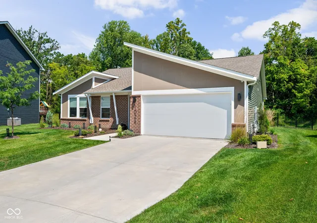 Photo 2 of Single family home for sale at 1024 Cyprian Way, Lebanon, IN 46052 | MLS# 22120892 | Listing updated on 2026-10-08