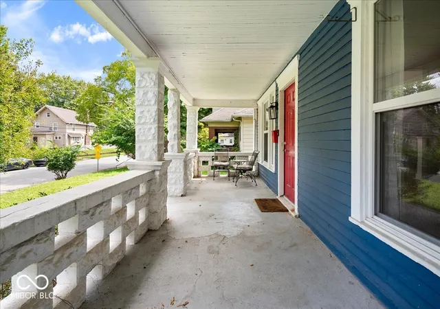Photo 4 of Single family home for sale at 427 W 42nd Street, Indianapolis, IN 46208 | MLS# 22121334 | Listing updated on 2026-09-08