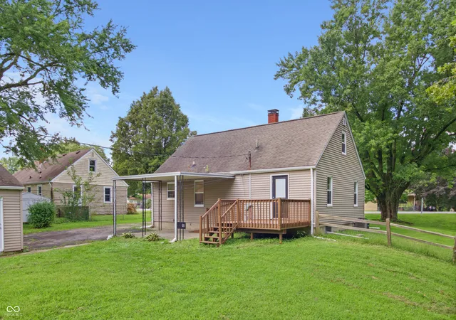 Photo 3 of Single family home for sale at 5125 S Keystone Ave, Indianapolis, IN 46227 | MLS# 22121440 | Listing updated on 2026-10-08