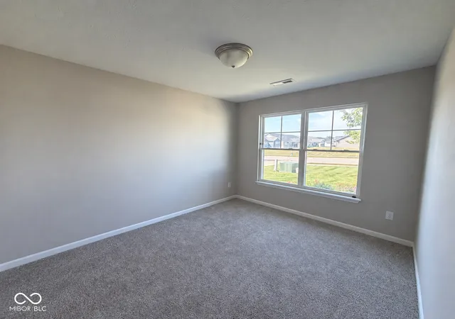 Photo 4 of Single family home for sale at 7021 Lillian Pl, Indianapolis, IN 46229 | MLS# 22122486 | Listing updated on 2026-09-23
