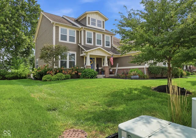 Photo 2 of Single family home for sale at 14861 Bonner Cir, Fishers, IN 46037 | MLS# 22122711 | Listing updated on 2026-10-26